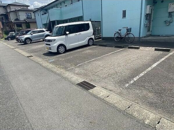 エブリワン西棟の物件内観写真